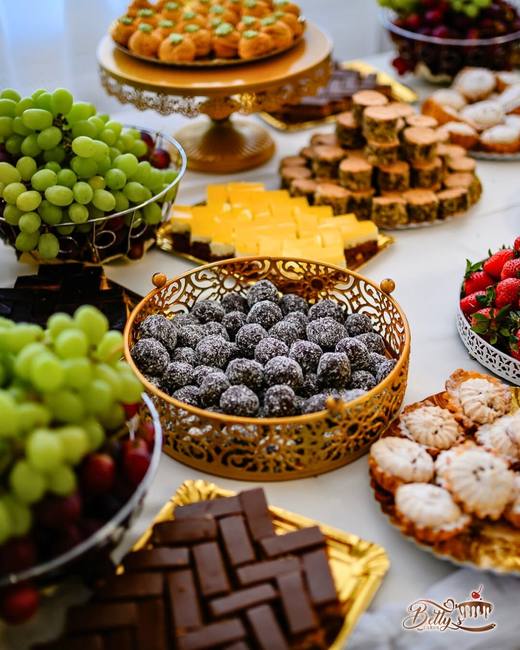 Candy bar cu fructe și ciocolată