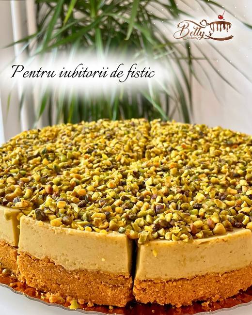 Cheesecake cu fistic