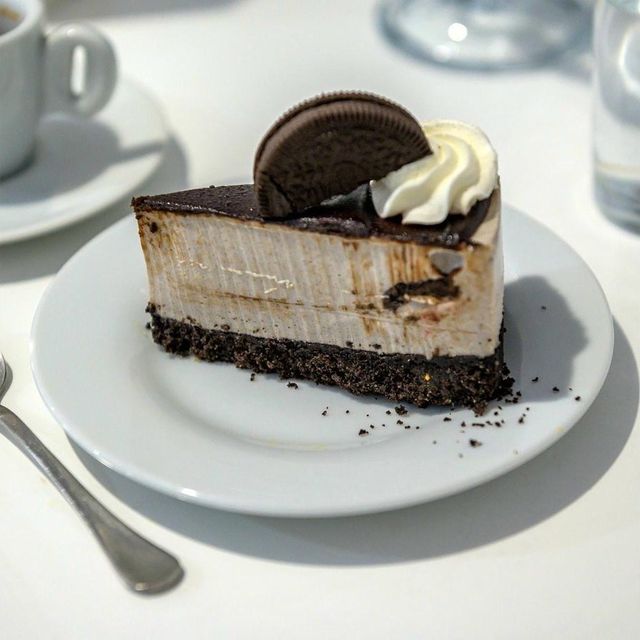 Cheesecake Oreo — Betty's Cakes
