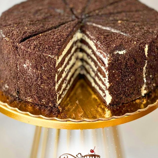 Medovik Nervos — Betty's Cakes